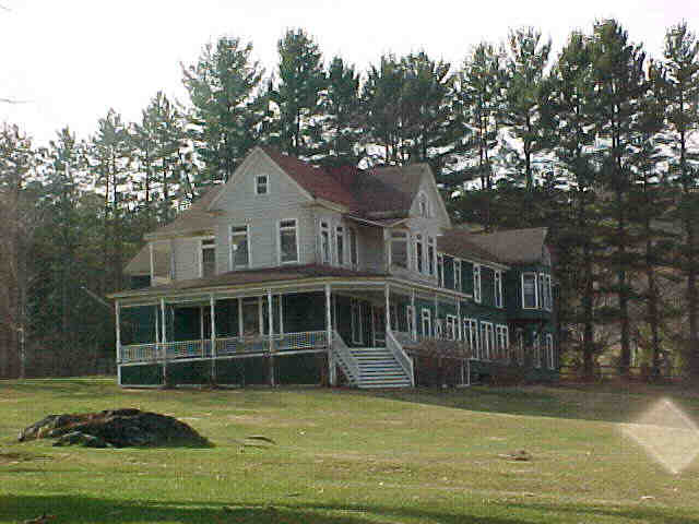 Building photograph for 7 PINETREE RIDGE
